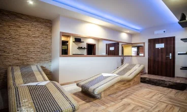 Wypocząć można w nastrojowym tepidarium