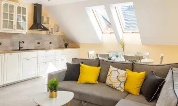 Do dyspozycji gości oddano przytulne apartamenty 4- i 6-osobowe