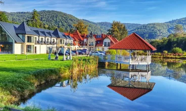 Pięknie zagospodarowany teren zachęca do spacerów