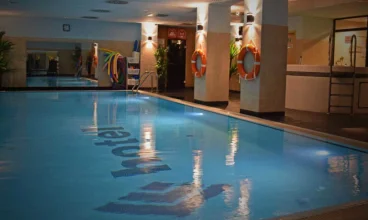 To hotel z basenem w Katowicach