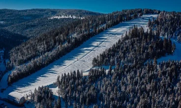 Hotel ma własny ośrodek narciarski