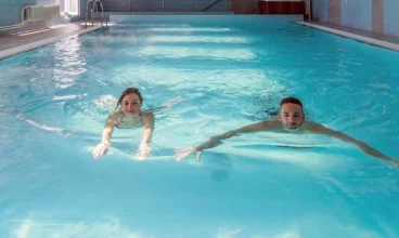 Hotel posiada także kryty basen i strefę wellness