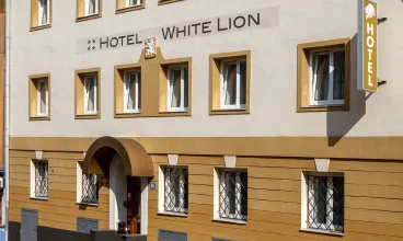 4* hotel White Lion w Pradze