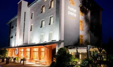 Hotel Perła jest komfortowym obiektem położonym w spokojnej dzielnicy Krakowa