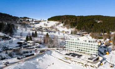 Czarna Góra Resort to całoroczny ośrodek dla miłośników aktywnego wypoczynku