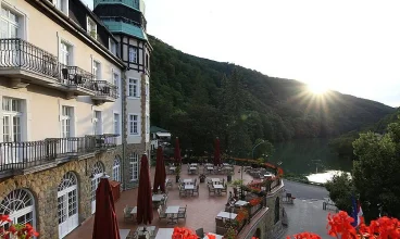 Palota to zabytkowy hotel, otwarty w 1930 roku