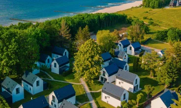 Villa Hoff jest zlokalizowana jedynie 100 m od morza i piaszczystej plaży
