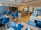 Hotelowa restauracja po kompleksowym remoncie jest przytulna i wygodna
