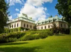 Historia luksusowego dziś Pałacu Odrowążow sięga XII wieku