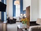 Apartament ma osobno salon i sypialnię