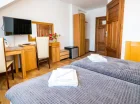 Pokoje typu deluxe mają balkon