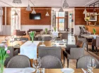 W eleganckich wnętrzach restauracji posiłki smakują jeszcze lepiej