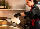 Do wyboru na śniadanie oprócz bufetu są dania na ciepło