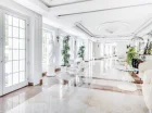 Wnętrza hotelu są eleganckie i klasycznie urządzone