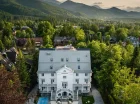 Renesans to przepiękny aparthotel w Zakopanem położony pod samymi Tatrami