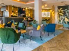 Wnętrza hotelu są nowoczesne i eleganckie