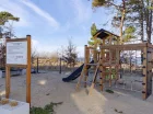 Na dzieci czeka również nadmorski plac zabaw