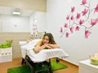 W obiekcie jest dostępna oferta masaży