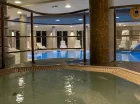 W strefie basenowej mieści się także wanna jacuzzi