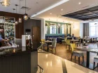 Z restauracją sąsiaduje bar