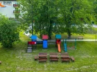 Dla dzieci przygotowano salę zabaw oraz zewnętrzny plac zabaw