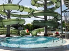 Dużym atutem hotelu jest sąsiedztwo z pełnym atrakcji aquaparkiem Aquasziget