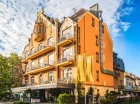 Villa Herkules to zabytkowa, odrestaurowana kamienica w secesyjnym stylu
