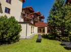 W ogrodzie na gości czeka relaks u stóp Karkonoszy