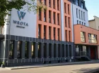 To apartamenty w nowoczesnym budynku