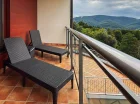 Pokoje De Lux i Premium posiadają balkon z widokiem na góry