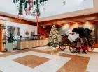 Hotelowa recepcja w świątecznej odsłonie