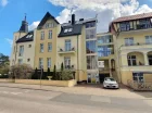 Villa Merry to hotel położony bezpośrednio przy nadmorskiej promenadzie