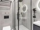 Łazienka z prysznicem w Studio Deluxe 2+2