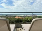 W ciepłych miesiącach na dachu można się wygrzewać z widokiem na Balaton