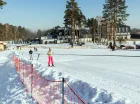 W sezonie zimowym przy hotelu działa stok narciarski
