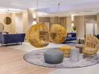 Wnętrza resortu nawiązują kolorystyką do nadbałtyckiej plaży