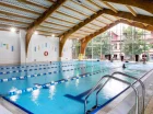Goście Jagusi mogą korzystać z kompleksu basenowego w Zameczku (500 m)