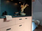 Domki mają aneks kuchenny
