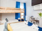 A także łóżko piętrowe