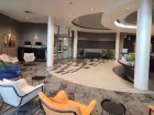 Lobby hotelu jest nowoczesne