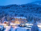 Hotel Elbrus SPA & Wellness jest zlokalizowany w atrakcyjnym zimą Szczyrku