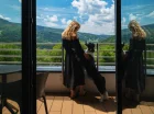 Nie wszystkie pokoje mają balkon, ale każdy - widok na góry