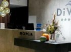 Recepcja znajduje się od strony ul. Kasprowicza