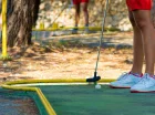 Dla gości przygotowano też pole do minigolfa