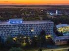 Hunguest Hotel Beke jest położony w centrum Hajduszoboszlo