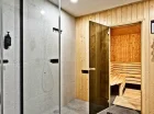 W strefie wellness oprócz jacuzzi jest też fińska sauna