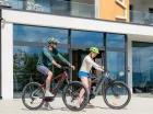 Resort ma własną wypożyczalnię rowerów - klasycznych i elektrycznych