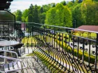 Wszystkie pokoje mają balkon