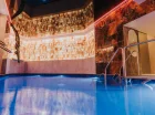Era to jedyny hotel w Polsce z basenem w grocie solnej