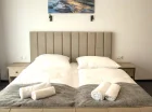 Dodatkowo goście mogą zatrzymać się w pokojach hotelowych